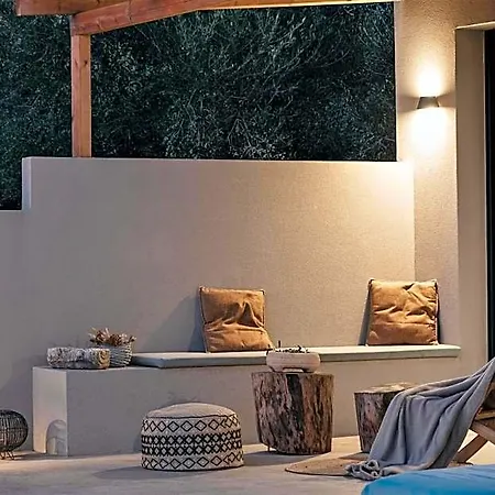 Skylight Elia Private Pool - Casa Kalitero 4*