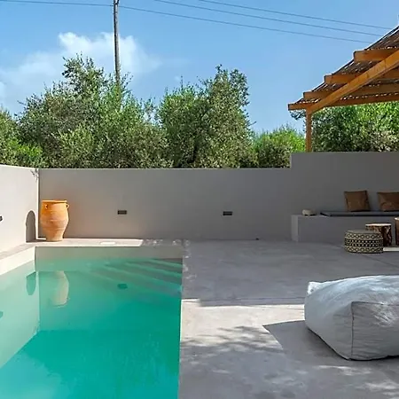 Skylight Elia Private Pool - Casa Kalitero 4*